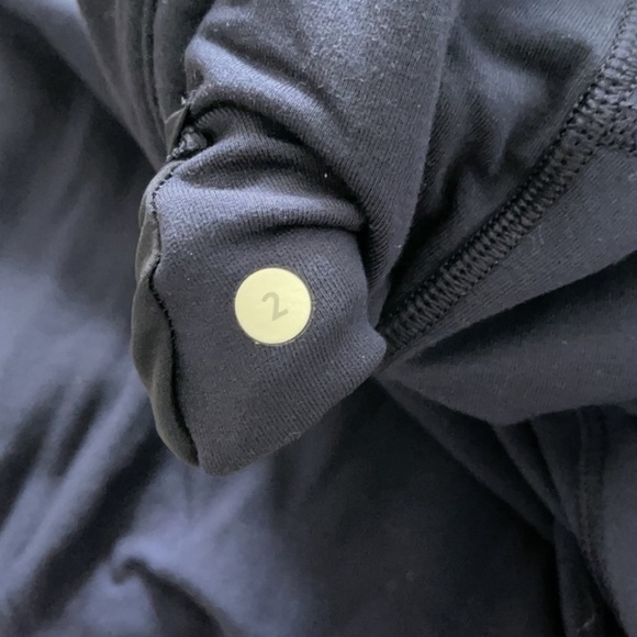 Luluemon Jogger Pants Navy size 2 - Picture 6 of 6